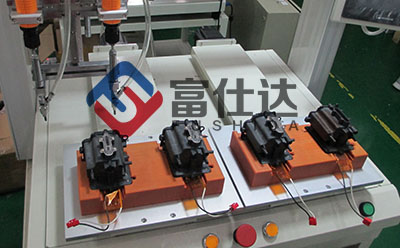 潜水泵锁螺丝机