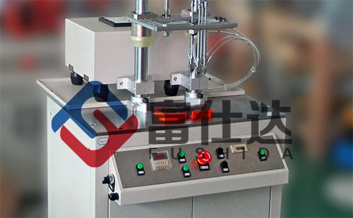 对讲机自动锁螺丝机