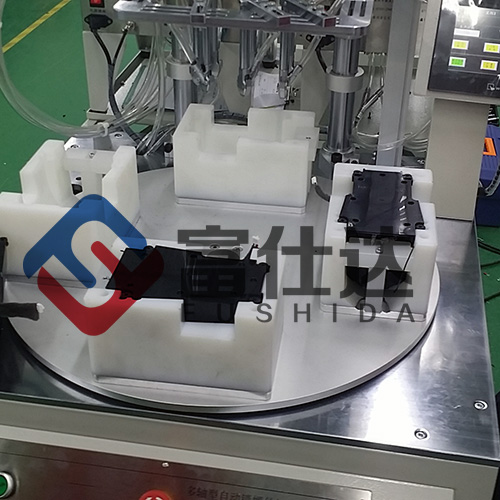 音箱多轴锁螺丝机