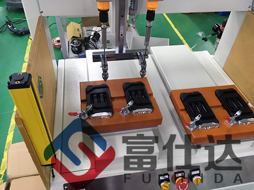 POS机自动锁螺丝机