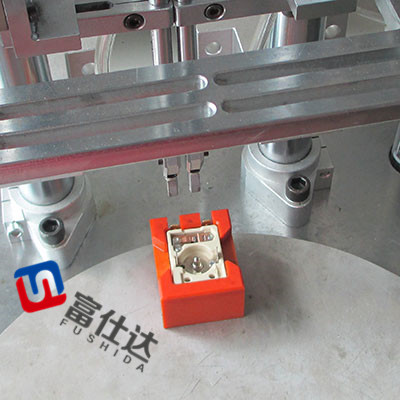 熔断器厂家用转台式自动锁螺丝机