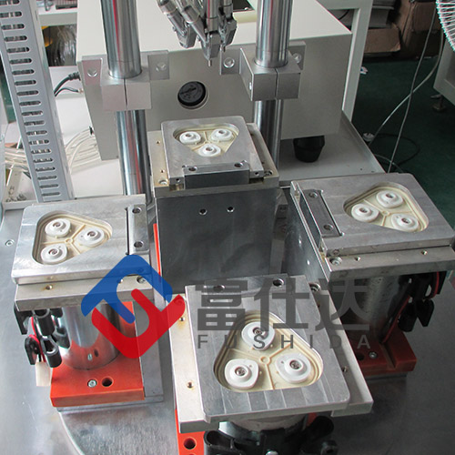 水泵用三轴转盘式自动锁螺丝机